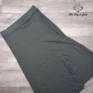 Bobeau Pull On Skirt Size S